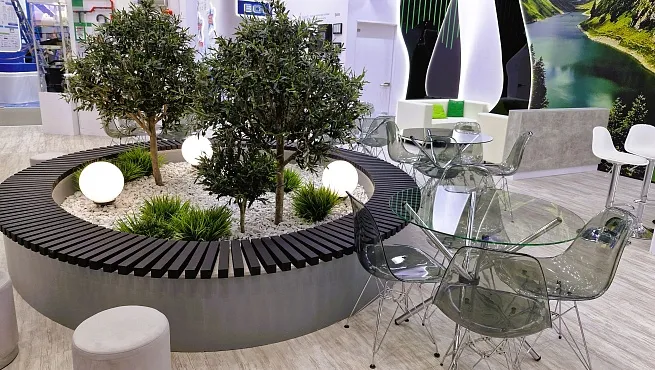 Растения в оформлении выставочных стендов