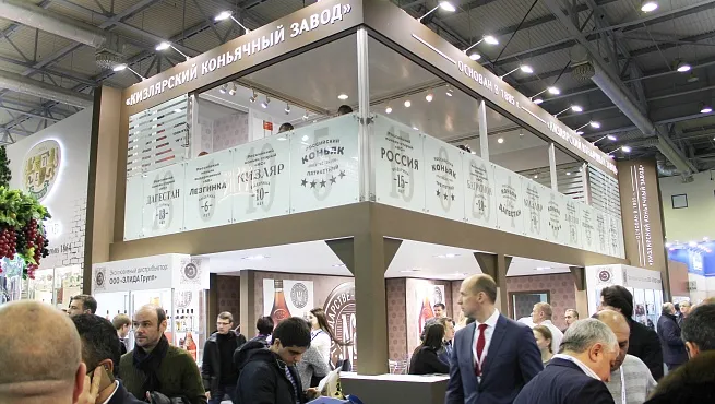 Двухэтажные выставочные стенды. Особенности и преимущества